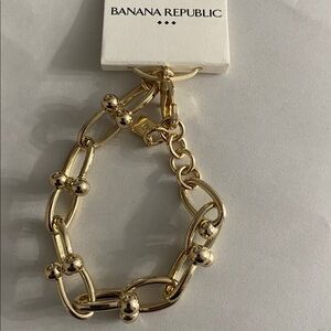Banana Republic Shiny Gold Link Bracelet w gold ball beads. NWT Abt 7 in